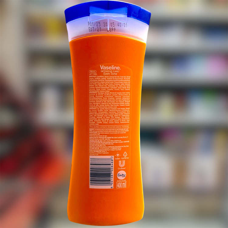 نمای پشتی لوسیون بدن وازلین همرا با تاریخ تولید و انقضا