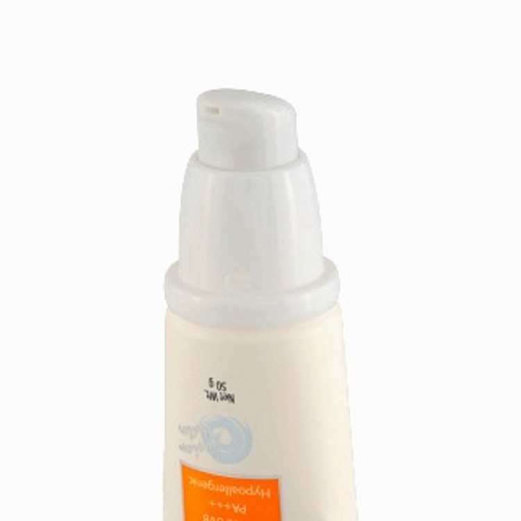 فلویید ضد آفتاب بی رنگ پرودرما با SPF50 فاقد جاذب های شیمیایی حجم 50 میل لیتر