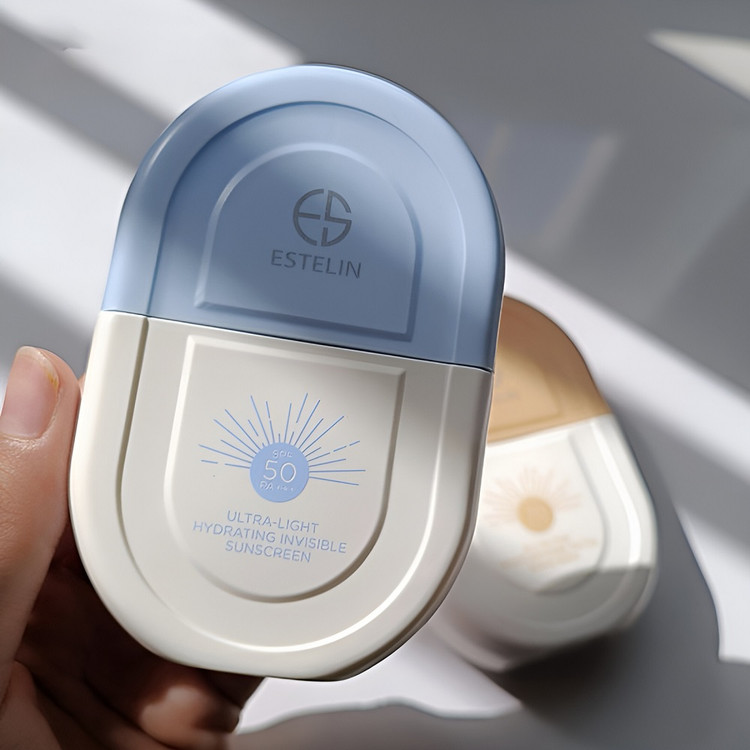 ضد آفتاب بی رنگ استلین SPF50 حجم 50 میل | Estelin Sunscreen